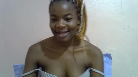 Snapshot of sexyshaz22 chatting on 04.30.26 sexyshaz22 online show from 04.30.26