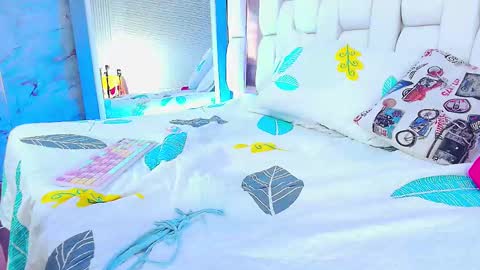 Kendall online show from 03.12.25