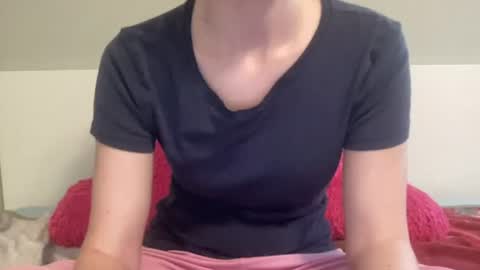 Snapshot of sexyskylar2016 chatting on 06.15.26 Sexy Skylar online show from 06.15.26