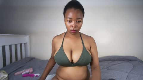 Snapshot of sexysoct chatting on 06.18.26 sexysoct online show from 06.18.26