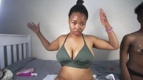 Snapshot of sexysoct chatting on 06.18.26 sexysoct online show from 06.18.26