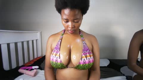 Snapshot of sexysoct chatting on 06.25.26 sexysoct online show from 06.25.26