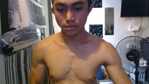 sexystrongcum online show from 04.17.26