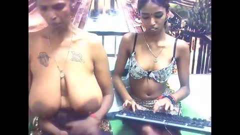 sexyva4u2luv online show from 02.20.25