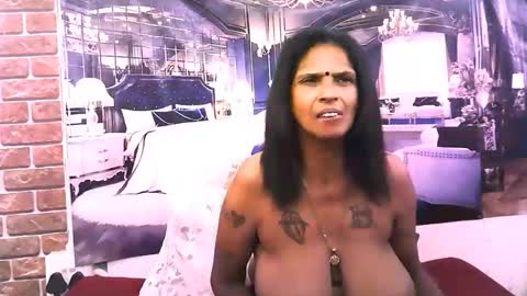 sexyva4u2luv online show from 11.13.25