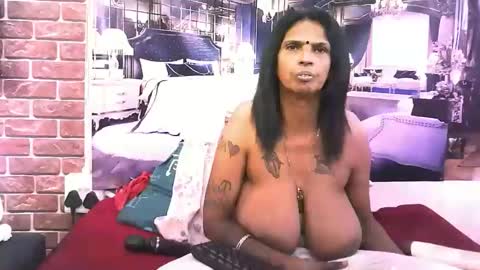 sexyva4u2luv online show from 11.24.25