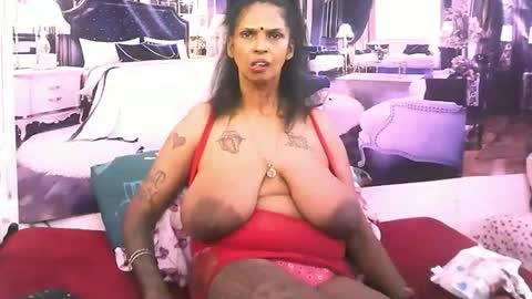 sexyva4u2luv online show from 12.16.25