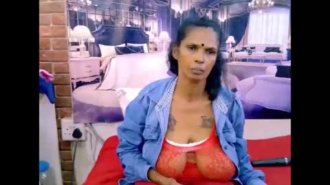Snapshot of sexyva4u2luv chatting on 07.17.26 sexyva4u2luv online show from 07.17.26