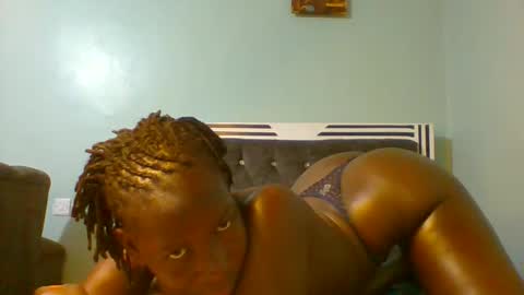 VIVIAN online show from 02.08.25