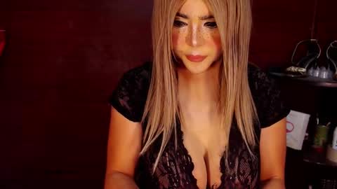 Snapshot of sexywebcamdoll chatting on 12.27.24 Audrey Maristela online show from 12.27.24