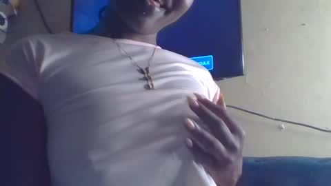 Snapshot of sexyzolin chatting on 06.24.26 sexyzolin online show from 06.24.26
