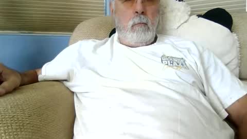 Snapshot of sezz50 chatting on 11.17.25 sezz50 online show from 11.17.25