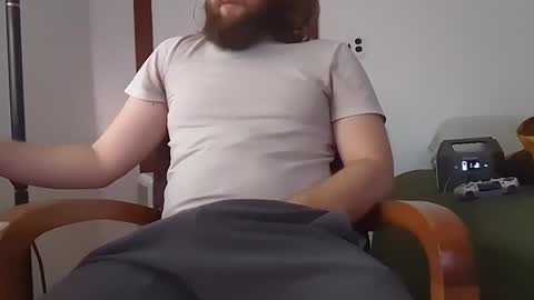 Gee online show from 11.18.25