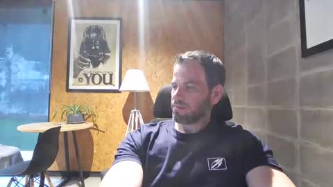 Snapshot of shad0w_hunter chatting on 01.09.25 shad0w_hunter online show from 01.09.25