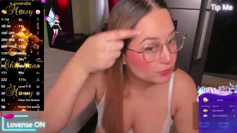 Snapshot of shaddaysmith chatting on 12.21.24 Shaday online show from 12.21.24