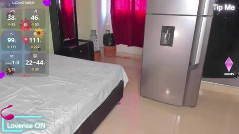 Snapshot of shaddaysmith chatting on 09.11.25 Shaday online show from 09.11.25