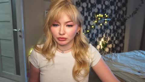 Sindy and Nancy  Next stream 1 December  online show from 04.07.26