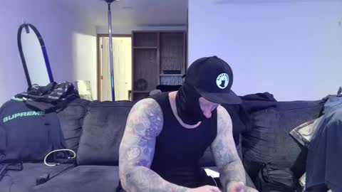 Snapshot of shadowman623 chatting on 11.06.25 VirgoDick623 online show from 11.06.25