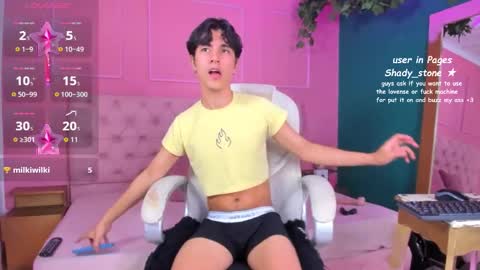 Snapshot of shady_stone chatting on 10.09.25 shady_stone online show from 10.09.25