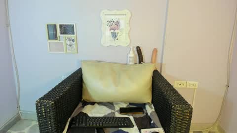 Snapshot of shaidy_scott chatting on 10.20.25 shaidy_scott online show from 10.20.25