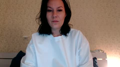 Mila online show from 02.06.25