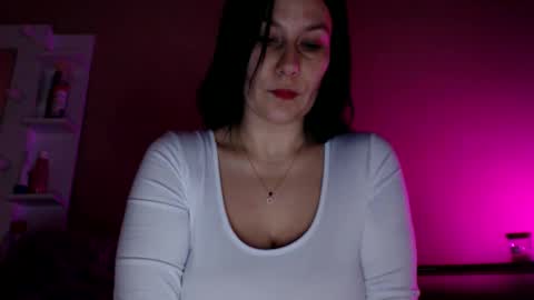 Mila online show from 01.10.26