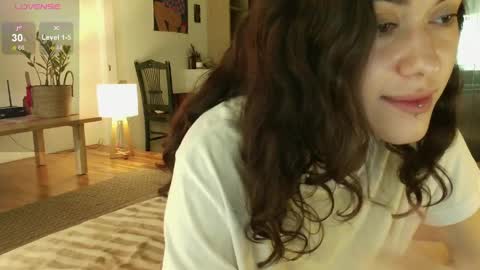 Snapshot of shamahasla chatting on 05.28.26 Sade online show from 05.28.26