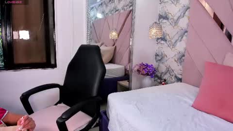 Snapshot of shamara_thomson chatting on 06.16.26 Shamara Thomson online show from 06.16.26