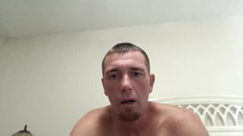 shane198569 online show from 10.12.25