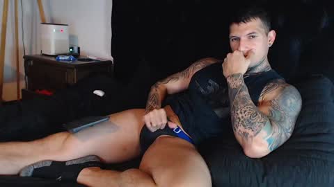 Snapshot of shane_clay chatting on 12.02.24 Shane online show from 12.02.24