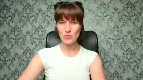 Snapshot of shannen_sweet chatting on 09.15.25 Shannen online show from 09.15.25