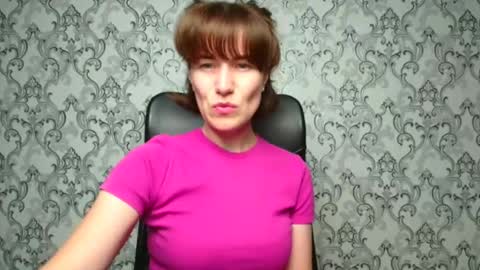 Snapshot of shannen_sweet chatting on 10.02.25 Shannen online show from 10.02.25