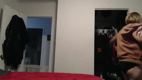 Snapshot of shannon07 chatting on 02.07.25 Shannon07 online show from 02.07.25