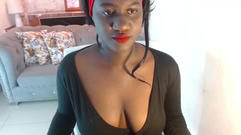 shanntall_tk online show from 02.24.25