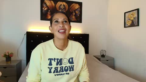 Snapshot of shanon_mature_ chatting on 06.05.26 Shanon online show from 06.05.26
