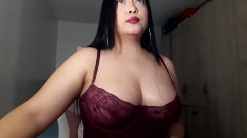 Cami Ortiz independent model online show from 12.21.24