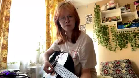 Snapshot of shantaeburleson chatting on 10.04.25 Kristin online show from 10.04.25