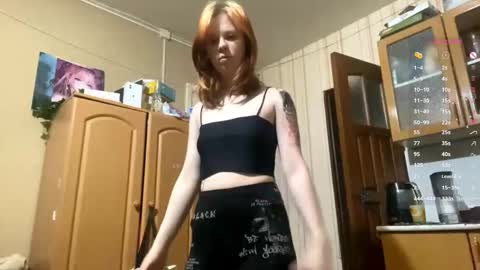 Snapshot of shantaeburleson chatting on 10.26.25 Kristin online show from 10.26.25