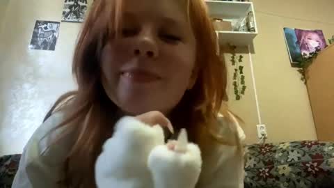 Snapshot of shantaeburleson chatting on 10.31.25 Kristin online show from 10.31.25