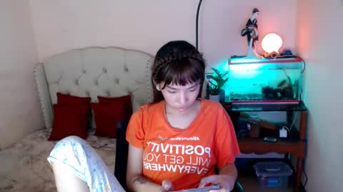 SHANTA FOX  s online show from 01.06.25