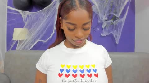 Shantal online show from 10.25.25