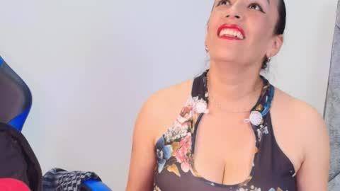 shantey online show from 02.10.26