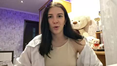 Snapshot of sharicehollinghead chatting on 05.31.26 Viki3 online show from 05.31.26