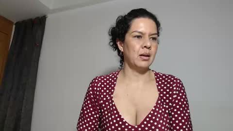 sharickleon11 online show from 09.19.25