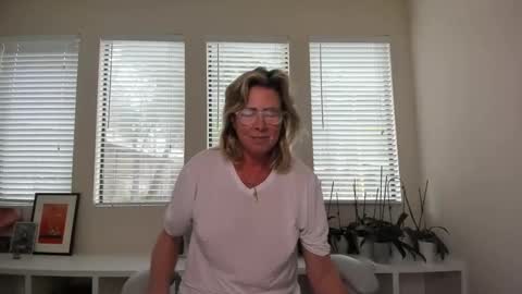 Sharkgirl online show from 12.29.24