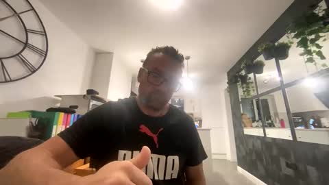 Sharksboy online show from 03.01.26