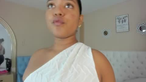 Snapshot of sharlot_evans_ chatting on 07.15.26 Sharlot online show from 07.15.26