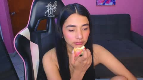 Snapshot of sharlott_pamela chatting on 04.22.26 Pamela online show from 04.22.26