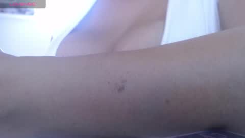 Snapshot of sharlotte_mom chatting on 02.16.25 sharlotte online show from 02.16.25