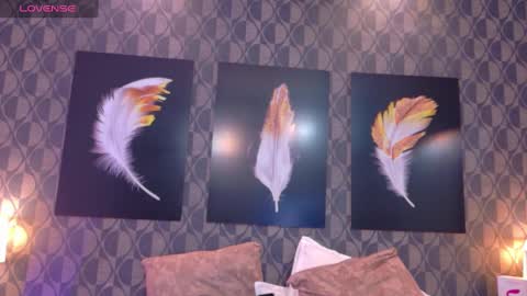 Sharom  online show from 12.17.24